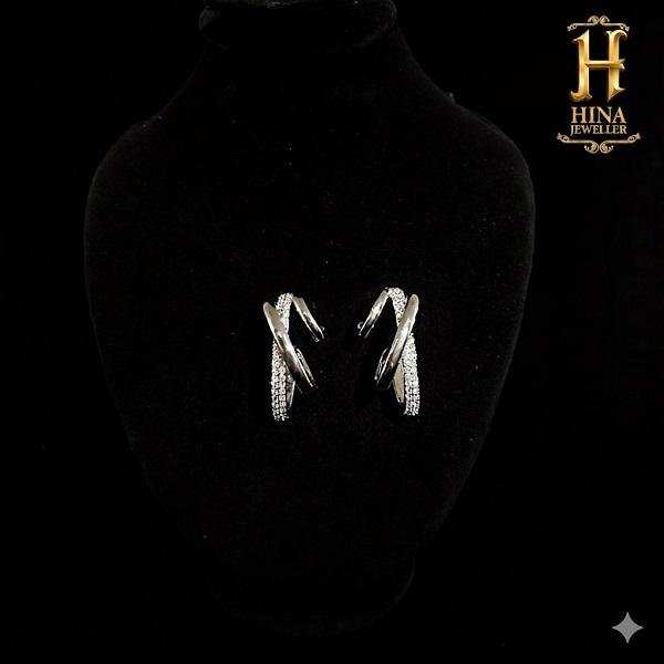 One Carat Ear Stud OKST0008